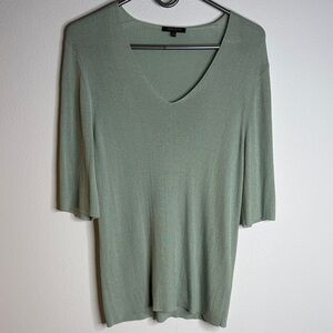 Lafayette 148 New York Sage Green Silk Blend Ribbed V-Neck Top Size L Luxury